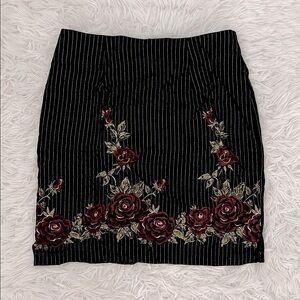 Vintage Floral Rose Print Black Striped Mini Skirt